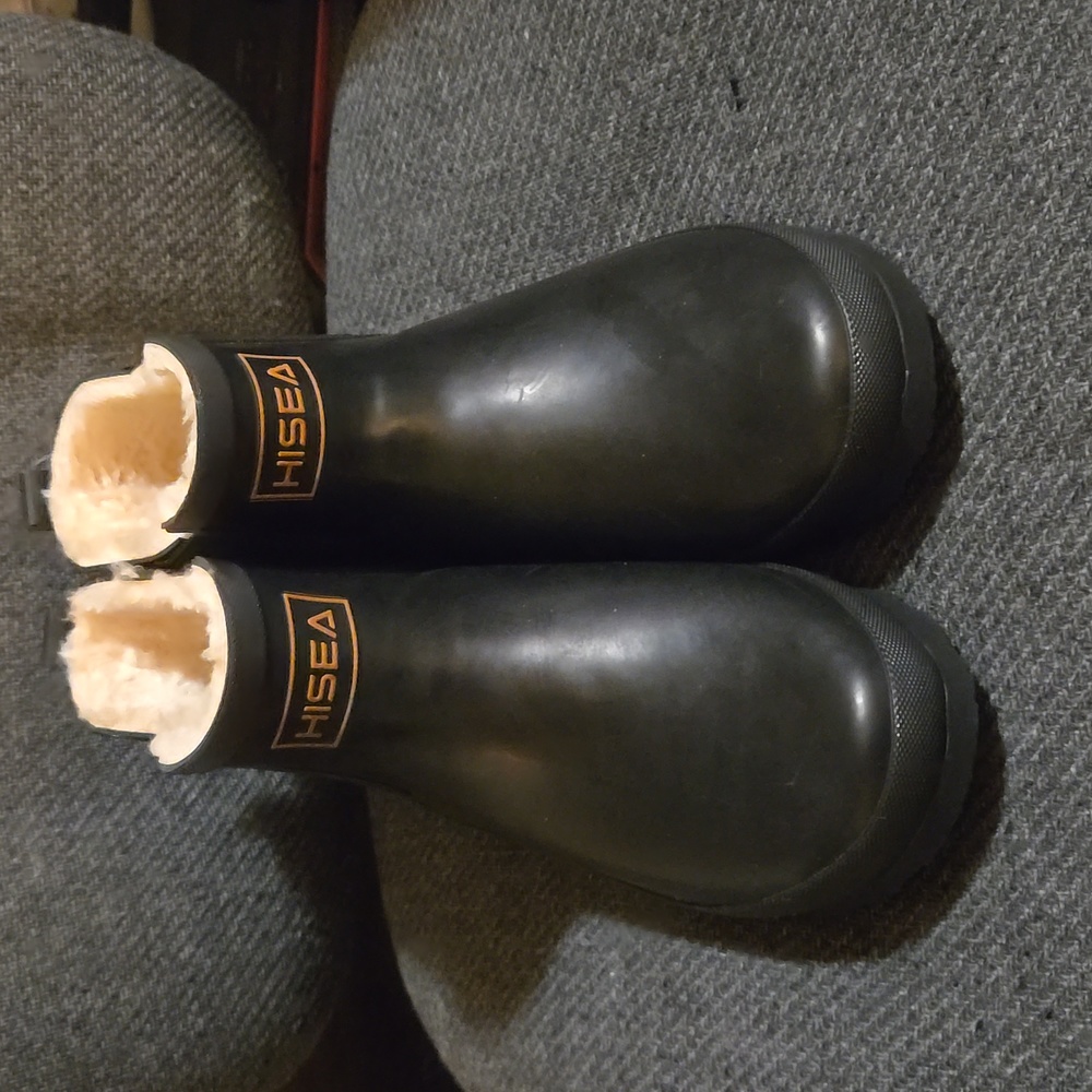 HISEA RAIN BOOTS